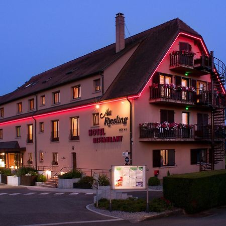 Hotel Restaurant Au Riesling Zellenberg Bagian luar foto