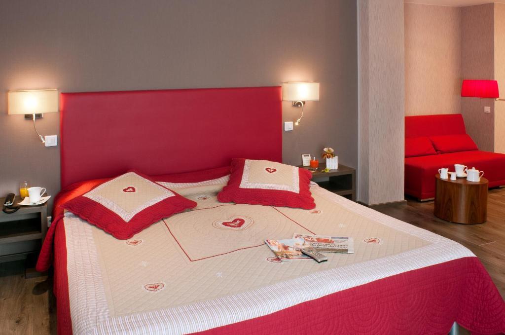 Hotel Restaurant Au Riesling Zellenberg Bagian luar foto