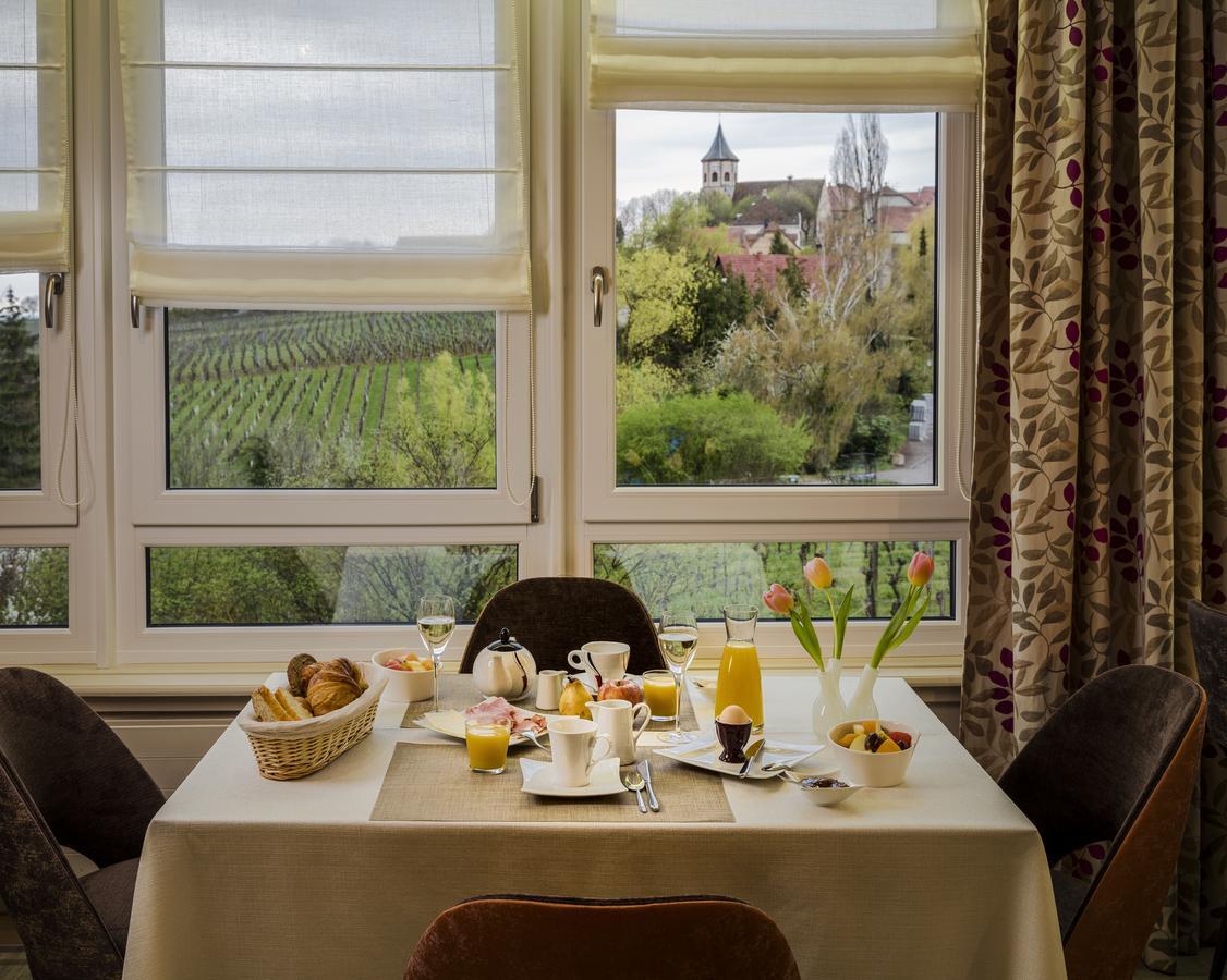 Hotel Restaurant Au Riesling Zellenberg Bagian luar foto