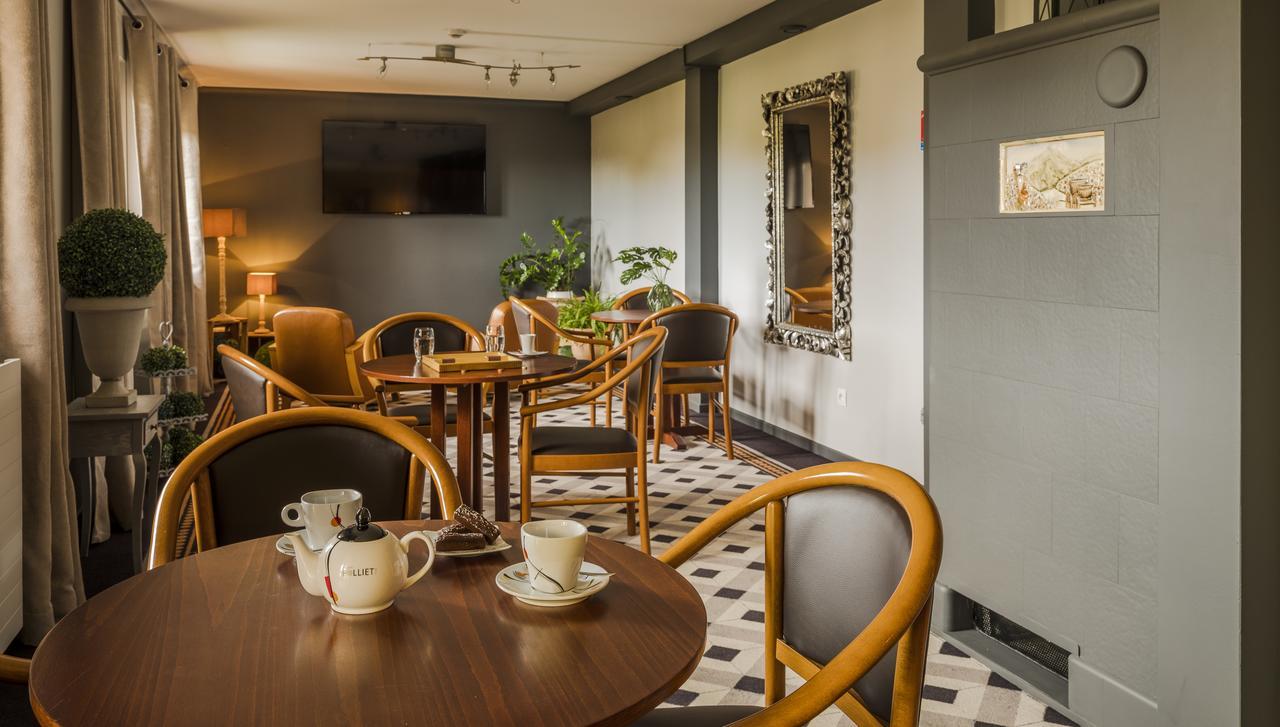 Hotel Restaurant Au Riesling Zellenberg Bagian luar foto